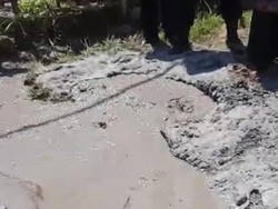 Gempar Muncul Semburan Lumpur Usai Gempa di Sumbar