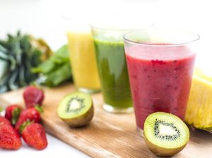 9 Buah dan Minuman Senjata Penurun Kolesterol Saat Lebaran 9 Buah dan Minuman Senjata Penurun Kolesterol Saat Lebaran