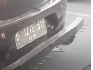 Jangan Ditiru... Ayla Pakai Bumper Berduri, Simak Ancaman Sanksinya Jangan Ditiru... Ayla Pakai Bumper Berduri, Simak Ancaman Sanksinya
