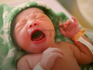 Potret Wajah Anak Atta Halilintar dan Aurel Hermansyah Potret Wajah Anak Atta Halilintar dan Aurel Hermansyah