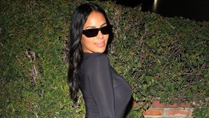 8 Foto Chaney Jones, Teman Dekat Kanye West yang Disebut Mirip Kim Kardashian