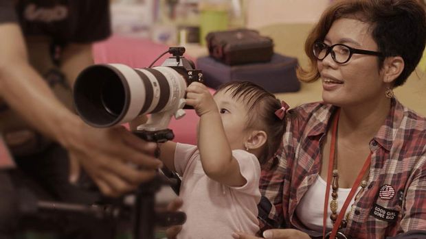Invisible Hopes (2021) Film dokumenter Invisible Hopes (2021)