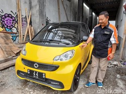 Juragan Gas, Eks Bupati Brebes Berpelat Nomor G 44 S