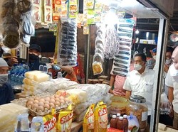 Cek Pasar di Medan, Mendag Curiga Minyak Goreng Ada karena Dirinya Datang