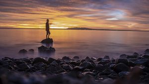 Pesona Senja di Pantai Taman Jaya Pandeglang
