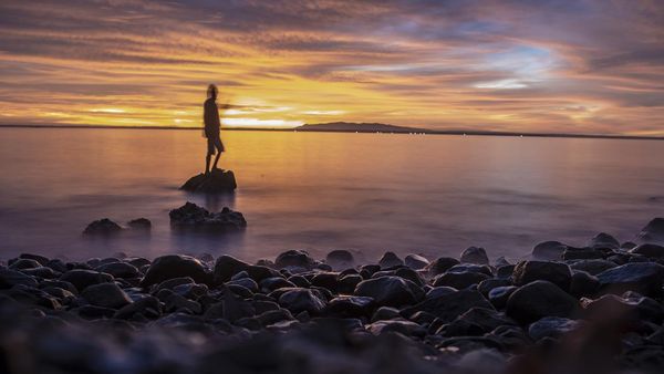 Pesona Senja di Pantai Taman Jaya Pandeglang