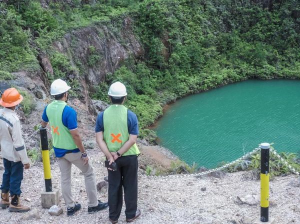 Open Pit Nam Salu, Terbentuk Sebelum Zaman Dinosaurus