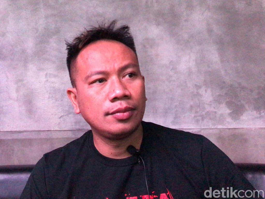 Satpol PP Bekasi Tepis Kabar Kafe Gladiator Milik Artis Vicky Prasetyo