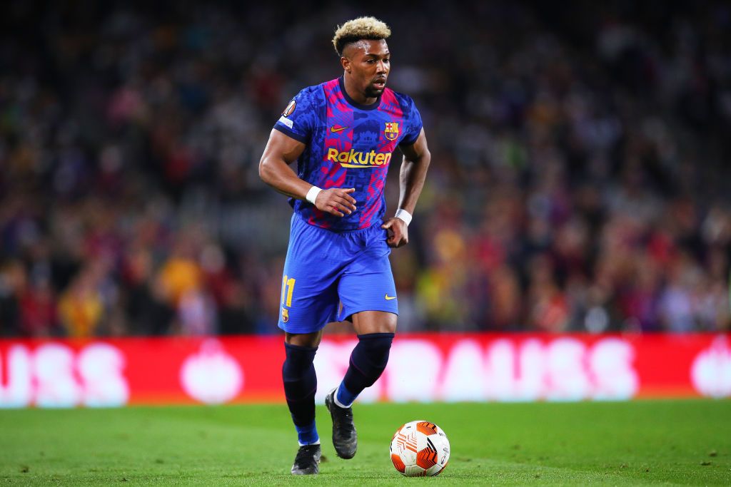 BARCELONA, SPAIN - FEBRUARY 17: Adama Traore of FC Barcelona runs with the ball during the UEFA Europa League Knockout Round Play-Off Leg One match between FC Barcelona and SSC Napoli at Camp Nou on February 17, 2022 in Barcelona, Spain. (Photo by Eric Alonso/Getty Images)
