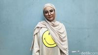 Ayu Aulia Dulu Seksi Kini Berhijab Usai Coba Bunuh Diri