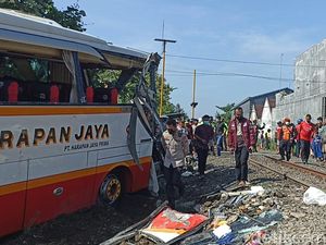 Jasa Raharja Pastikan Korban Bus Tertabrak KA di Tulungagung Dapat Santunan