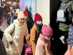 Menegangkan Evakuasi WNI di Ukraina Makan Waktu di Perbatasan