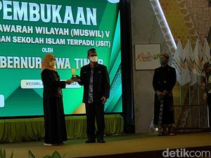 Hadiri Muswil JSIT, Khofifah Sebut Prestasi Sejalan dengan Akhlakul Karimah