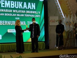 Hadiri Muswil JSIT, Khofifah Sebut Prestasi Sejalan dengan Akhlakul Karimah