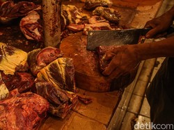 Bisa Nggak Sih Harga Daging Sapi Ditekan hingga di Bawah Rp 100 Ribu/Kg?