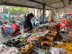 Pasar Kue Subuh Saraswati Lesu Sejak Pandemi