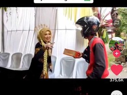 Pengantin Viral Bukan Cari Suami Tapi Kurir Paket Gara-gara Beli Barang COD
