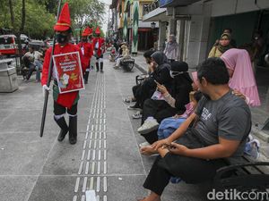 Polemik Ngaji Bareng di Jalan Malioboro Jogja Polemik Ngaji Bareng di Jalan Malioboro Jogja