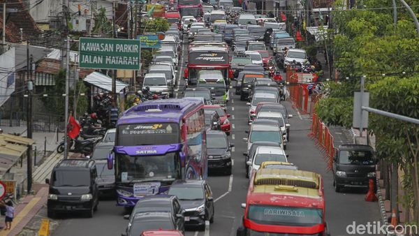 Libur Panjang, Wisatawan Padati Kawasan Malioboro