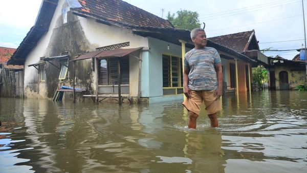 Drainase Buruk Bikin Desa Tanjungkarang Kudus Banjir