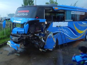 Jabar Hari Ini: Bus Rombongan Sekolah Kecelakaan-Cimahi Trending Twitter Jabar Hari Ini: Bus Rombongan Sekolah Kecelakaan-Cimahi Trending Twitter