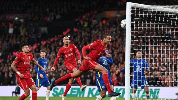 LONDON, ENGLAND - FEBRUARY 27: Joel Matip of Liverpool scores a goal which was later disallowed by VAR during the Carabao Cup Final match between Chelsea and Liverpool at Wembley Stadium on February 27, 2022 in London, England. (Photo by Shaun Botterill/Getty Images)