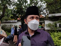 Emil Dardak Kenang Arifin Panigoro: Sering Dapat Wejangan Politik