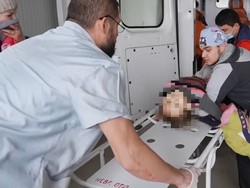 Pilu, Nakes Ukraina Coba Selamatkan Gadis 6 Tahun yang Tertembak