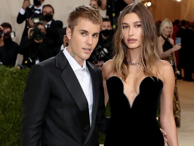 Justin selalu mendukung hailey baldwin