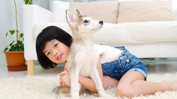 Ilustrasi Anak dan Hewan Peliharaan/Foto: Canva/ szeyuen