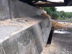 Ini Penyebab Jembatan Glendeng Tuban Kembali Harus Ditutup