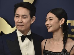 Jung Ho-yeon Squid Game Rayakan Kemenangan di SAG dengan Makan Ramen