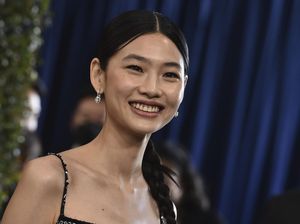 Jung Ho Yeon Gabung Cate Blanchett di Serial Terbaru Alfonso Cuaron Jung Ho Yeon Gabung Cate Blanchett di Serial Terbaru Alfonso Cuaron