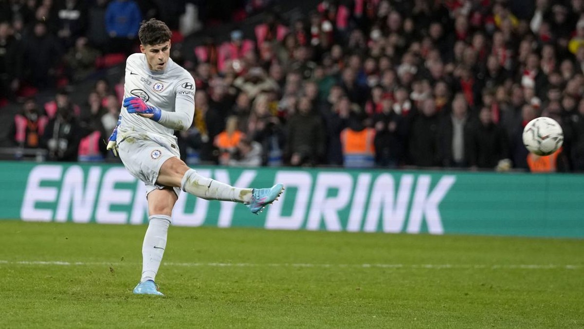 Lazio dikabarkan mengincar Kepa Arrizabalaga. (Foto: AP/Alastair Grant)