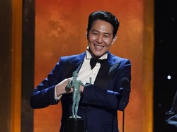 Lee Jung Jae-Jung Ho Yeon Cetak Sejarah, Aktor Asia Pertama Menang SAG Awards