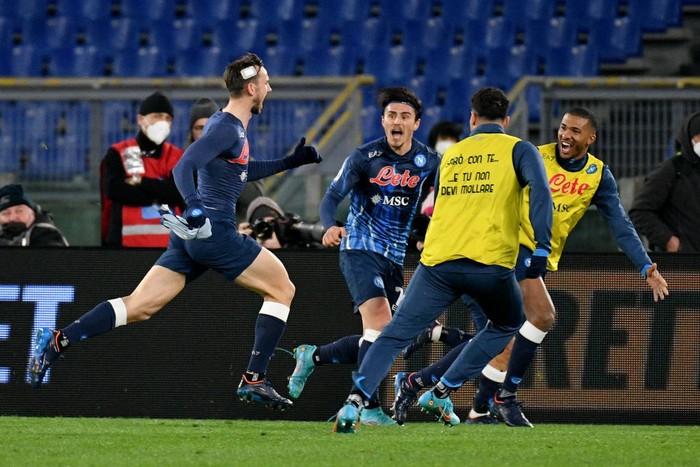 ROME, ITALY - FEBRUARY 27: Fabian Ruiz of SSC Napoli celebrates a second goal during the Serie A match between SS Lazio and SSC Napoli at Stadio Olimpico on February 27, 2022 in Rome, Italy. (Photo by Marco Rosi - SS Lazio/Getty Images)