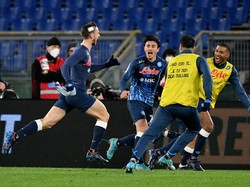 Dear Milan dan Inter, Ini Napoli Bung!