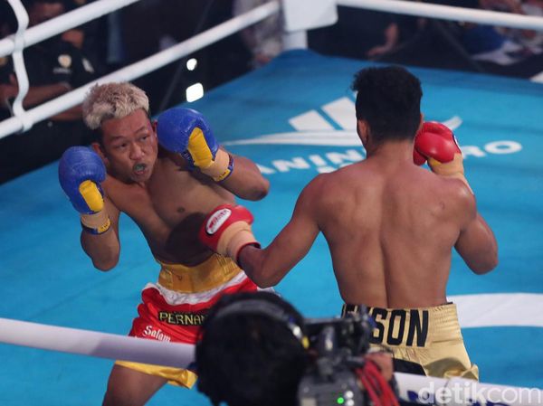 Paris Salam dari Binjai Pernandes Baku Hantam dengan Alet PON di Ring Tinju