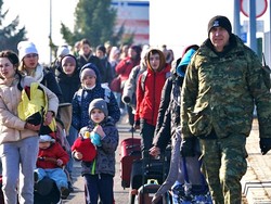 Lebih dari 115.000 Anak dan Perempuan Tinggalkan Ukraina Usai Invasi Rusia