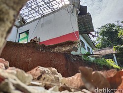 3 Kelas MTs di Lebak Ambruk Gegara Pergerakan Tanah, Siswa PTM Bergilir