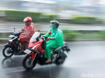 Waspada Hujan Lebat Disertai Angin Kencang di Jabodetabek