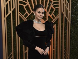 Selena Gomez Balas Komentar Body Shaming soal Berat Badannya