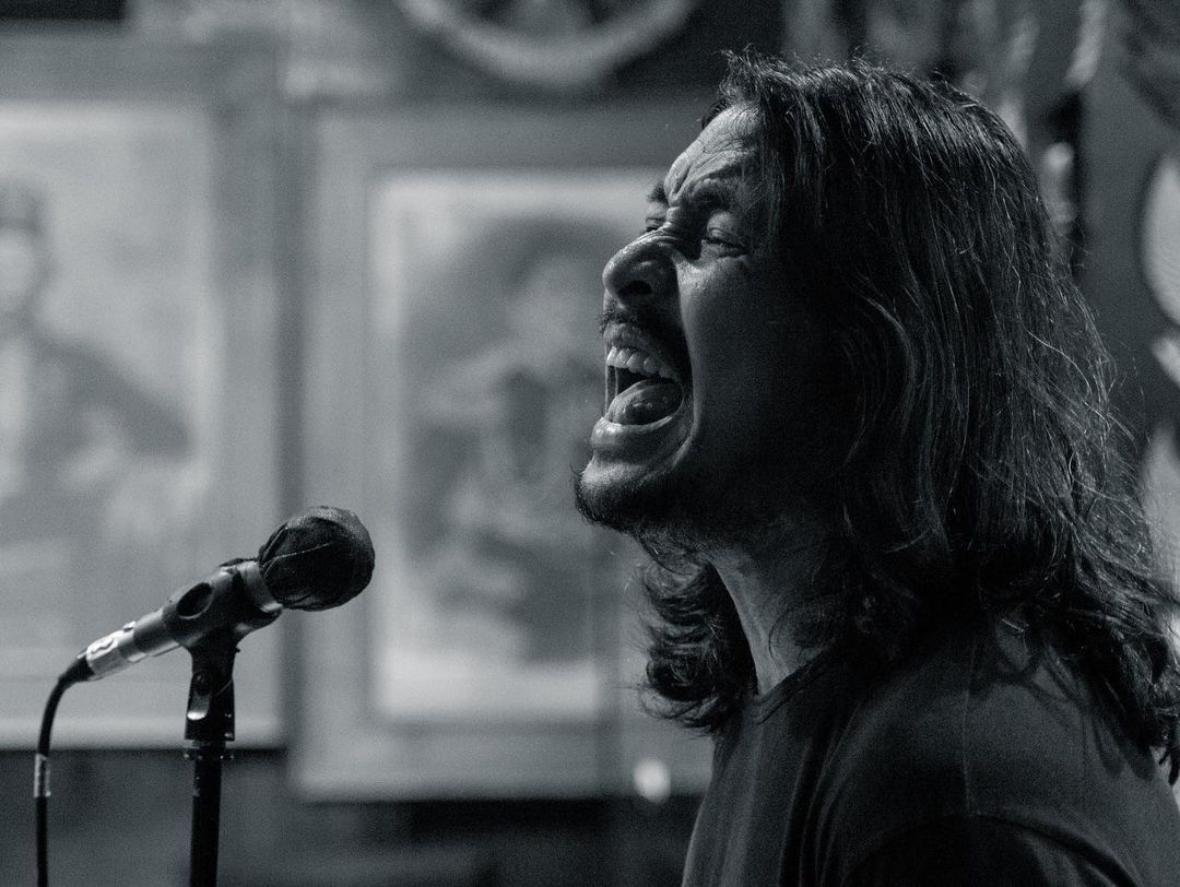 Ello Jadi Vokalis Dewa19