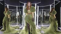 10 Koleksi Kolaborasi Gucci dan Adidas 2022, Sentuhan Sporty di Baju Formal