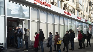 Alarm Berbunyi di Rusia, Bank-bank Mulai Krisis Uang Tunai!