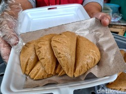 Cobain Apang, Kue Apem Bugis Makassar di Banjaran Bandung