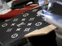 Viral Turis China Emoh Simpan Tas Louis Vuitton, Penerbangan Ditunda Sejam