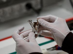 Perang Rusia Bikin Barang Mewah Makin Mahal, Orang Kaya Ogah Belanja Perang Rusia Bikin Barang Mewah Makin Mahal, Orang Kaya Ogah Belanja