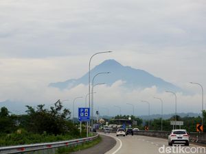 Naik Bukan dari Jalur Resmi, Pendaki Hilang di Gunung Merbabu Naik Bukan dari Jalur Resmi, Pendaki Hilang di Gunung Merbabu
