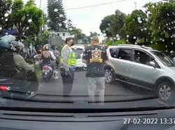 Bikin Polisi Marah-marah! Ini Biang Kerok Parahnya Macet Puncak